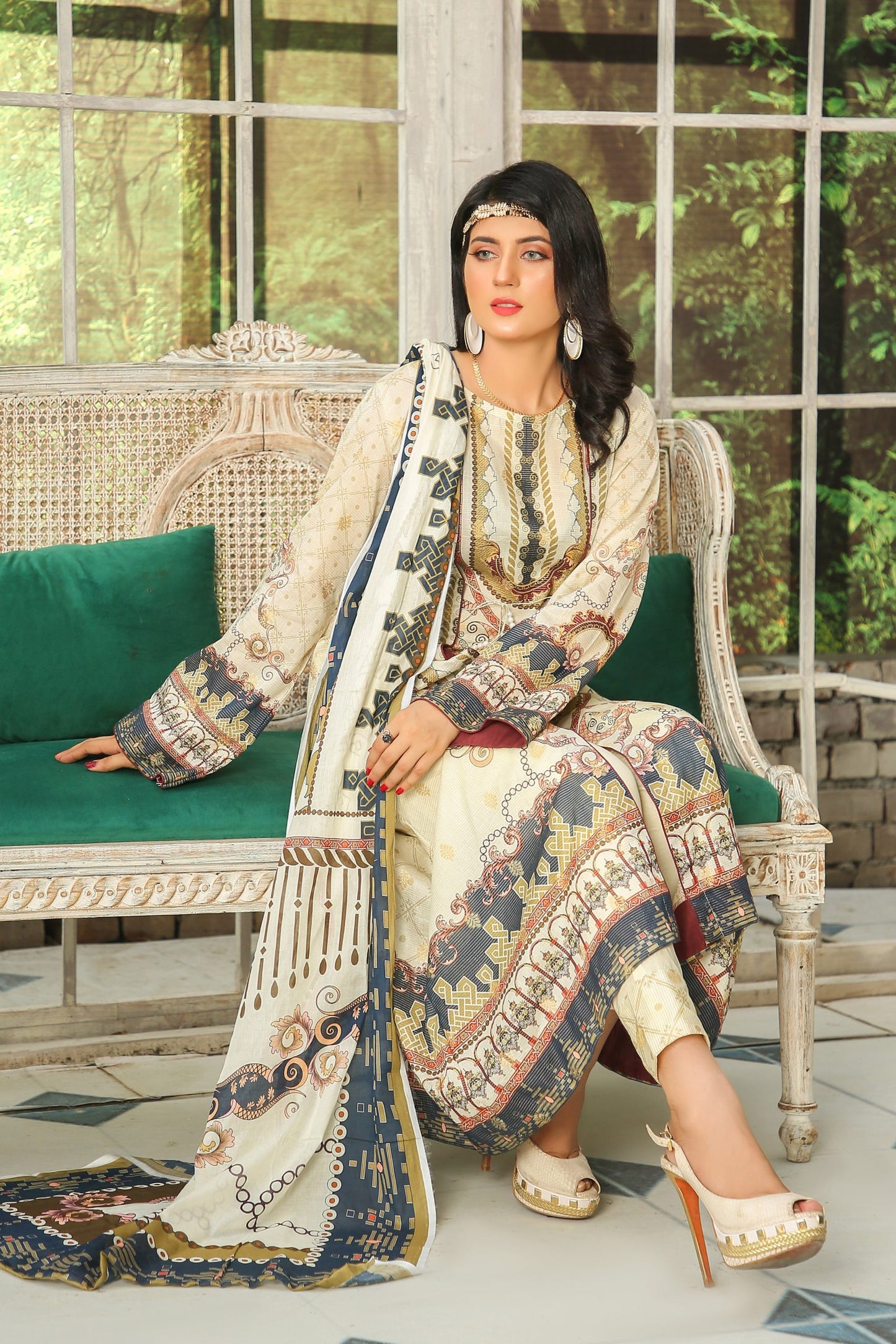 Pretty Attires Digital Printed Lawn PR-2236