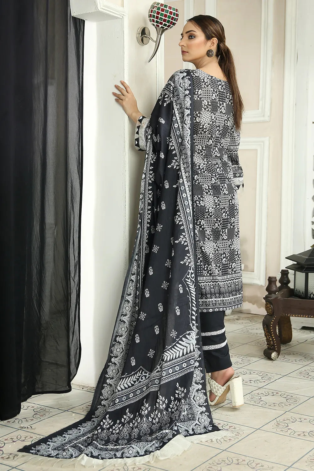 NOIR Unstitched Digital Printed Lawn PR-2626