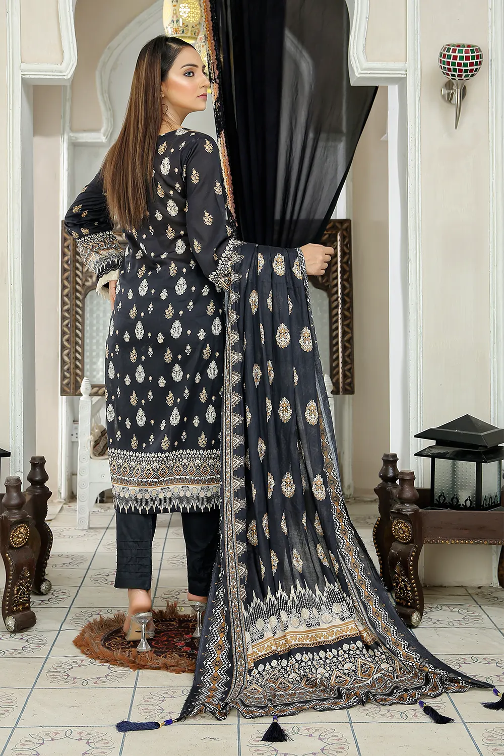 NOIR Unstitched Digital Printed Lawn PR-2633