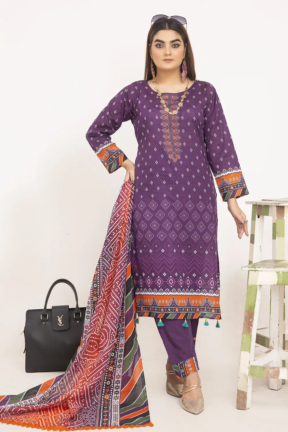 Chunri Digital Printed Slub Lawn PR-2695