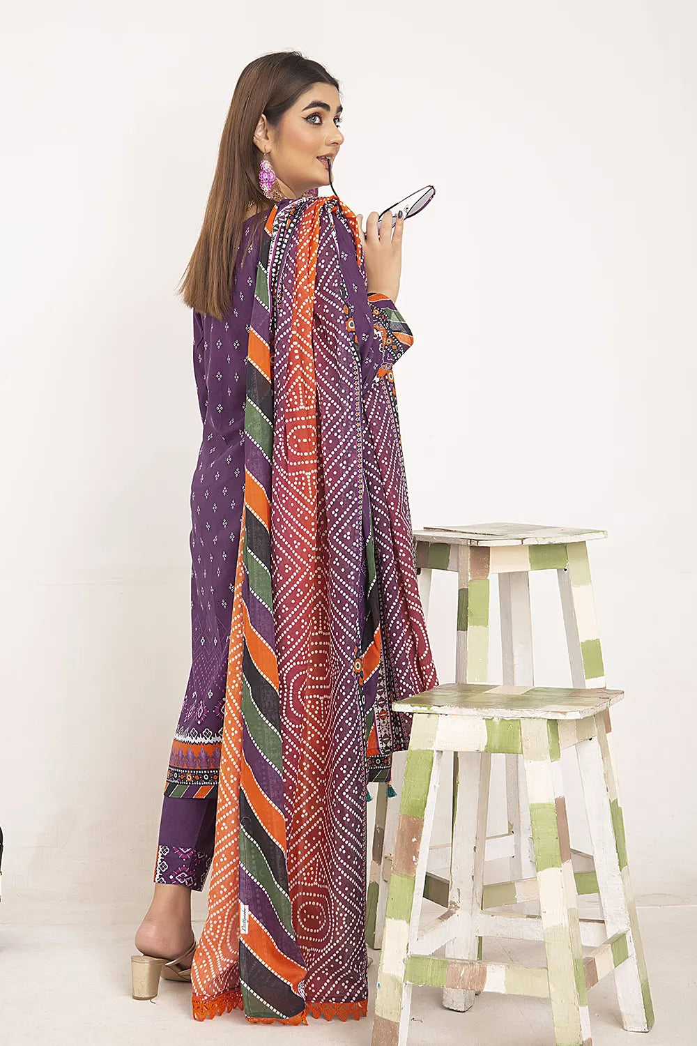 Chunri Digital Printed Slub Lawn PR-2695