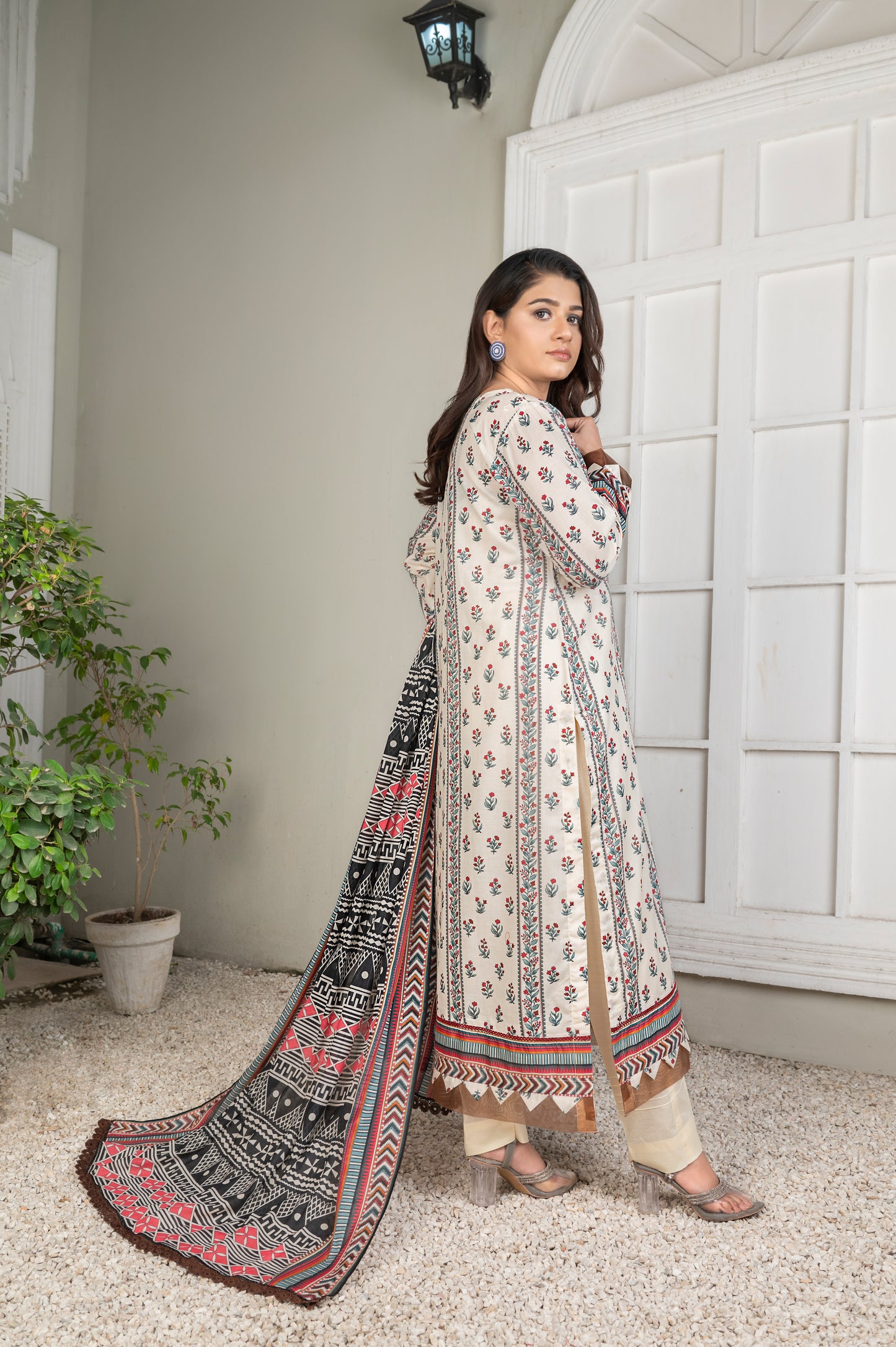 DESIRE Digital Printed Lawn 3pcs PR-2728